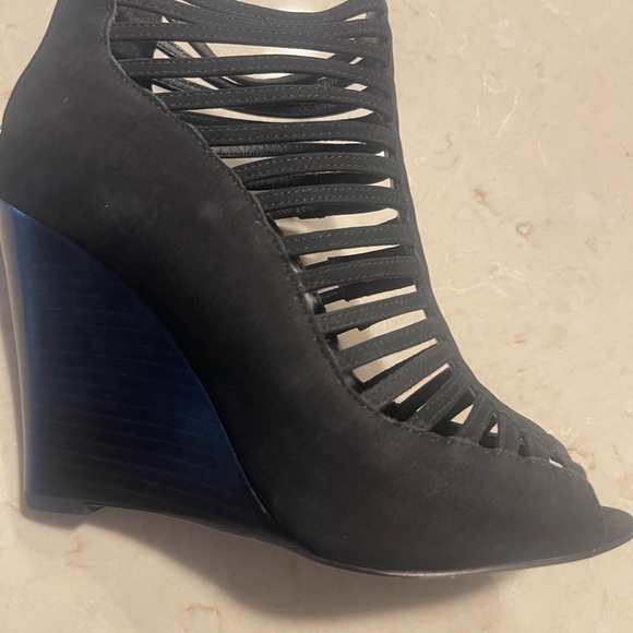 Rebecca Minkoff Wedge - Picture 3 of 3